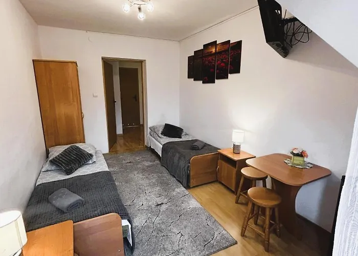 Czarne Jagody منزل للإقامة كوشتيليسكا